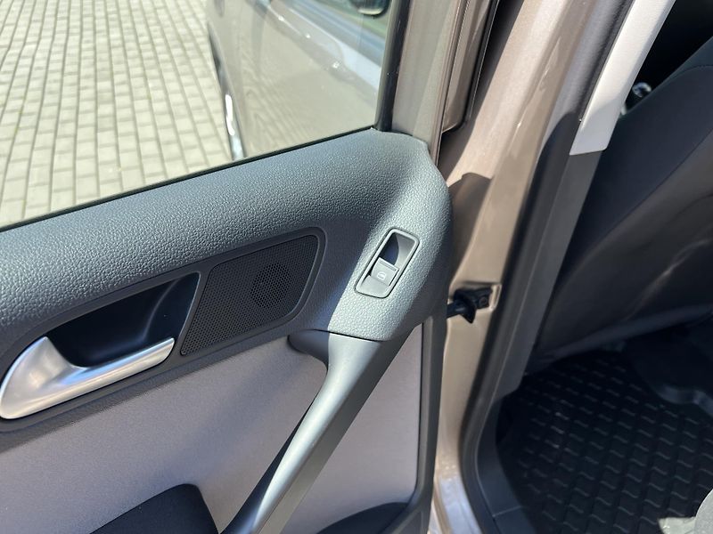 Volkswagen Tiguan 2.0TDi*81kW*ČR*DPH - fotka 28 z 40
