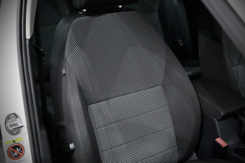 Škoda Octavia 3 Combi 1.4 TSI 103 kW - fotka 17 z 25