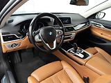 BMW Řada 7 740d xDrive - náhled 11