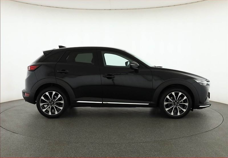 Mazda CX-3 (2019) 2.0 Skyactiv-G, ČR,1.maj - fotka 6 z 19
