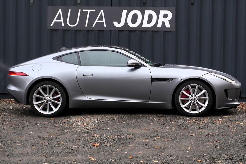 Jaguar F-Type S 3.0 380 PS, Kamera, Panorama - fotka 8 z 29