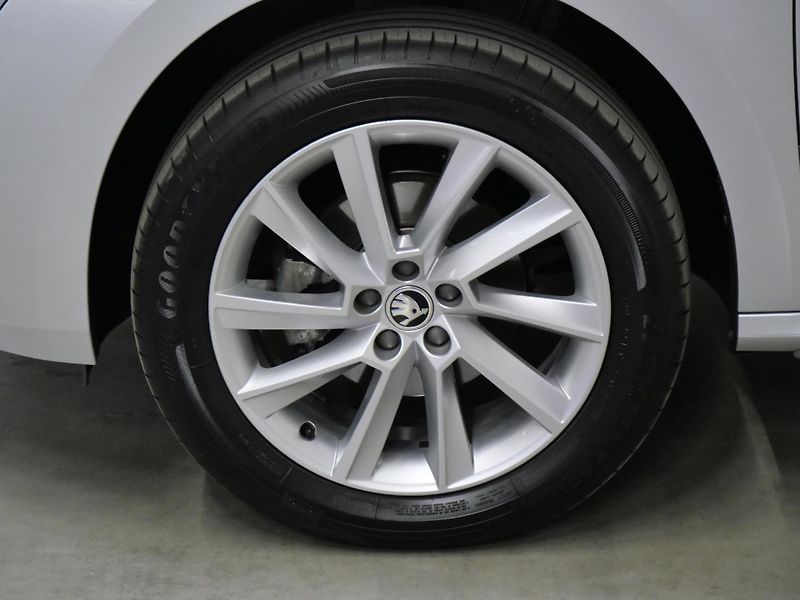 Škoda Kamiq - fotka 10 z 25