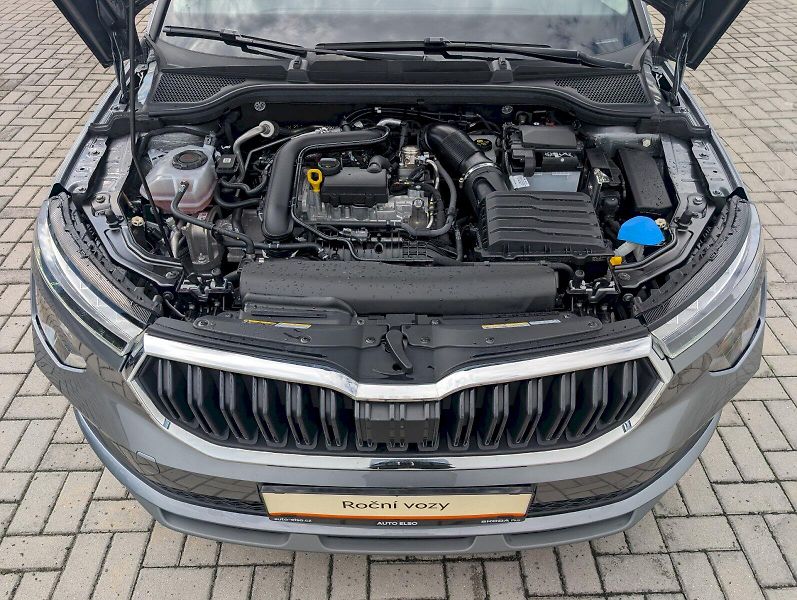 Škoda Kamiq (2025) 1,0 TSI / 85 kW DSG Top Select - fotka 13 z 30
