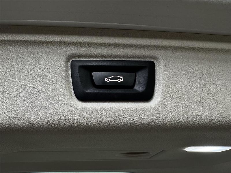 BMW Řada 3 330E 215kW XDRIVE TAŽNÉ 2XALU - fotka 42 z 50