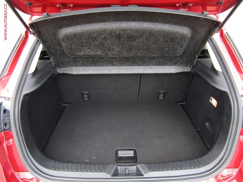 Mazda CX-3 (2019) 2.0i, ČR, LED, autoAC, temp - fotka 7 z 18