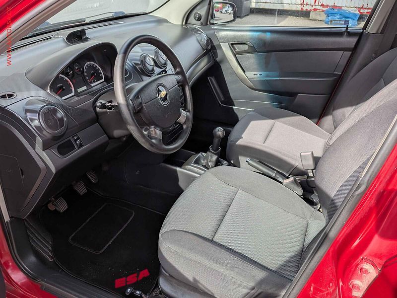 Chevrolet Aveo (2009) 1.2i, ČR - fotka 9 z 15