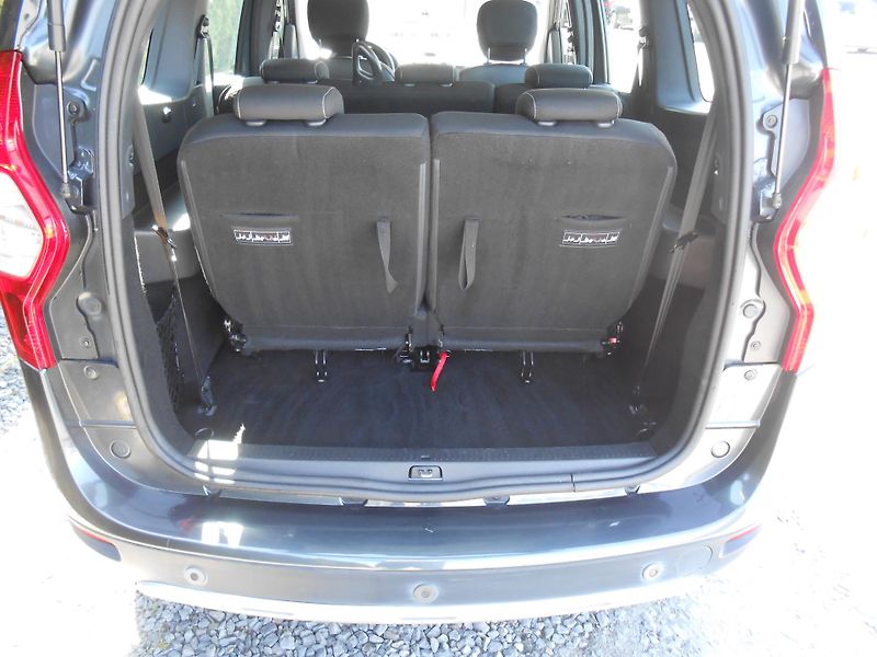 Dacia Lodgy STEPWAY,7Míst,NAVI,75TKm!! - fotka 19 z 36