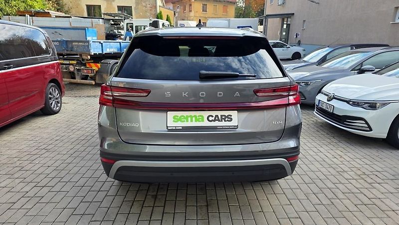 Škoda Kodiaq (2024) 2.0 TDI 142kW DSG 4x4 Exclusiv - fotka 6 z 52