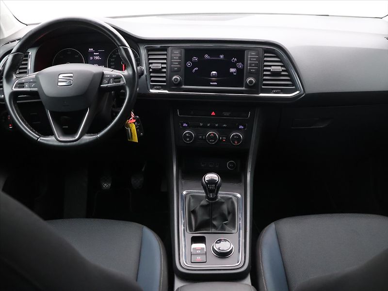 Seat Ateca 2,0 TDI LED 4Drive CZ Style - fotka 21 z 28