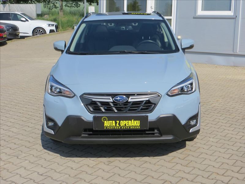 Subaru XV 2,0 i Executive ES Lineartroni - fotka 2 z 40