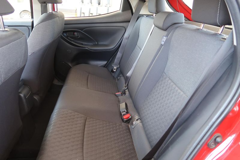 Mazda 2 Hybrid 1,5 VVT-i 116k Pure Plus,záruk - fotka 13 z 27