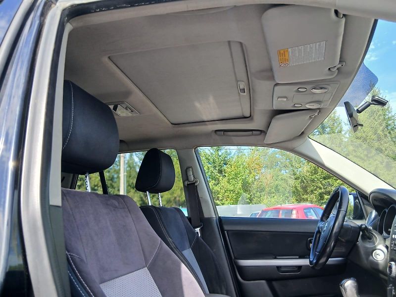 Suzuki Grand Vitara 1.9 DDiS, 4x4, nové rozvody - fotka 30 z 39