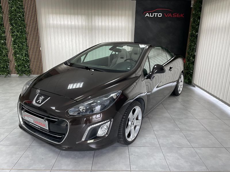 Peugeot 308 CC 1.6 THp 147kW  DIGIAC NAVI  - fotka 14 z 31
