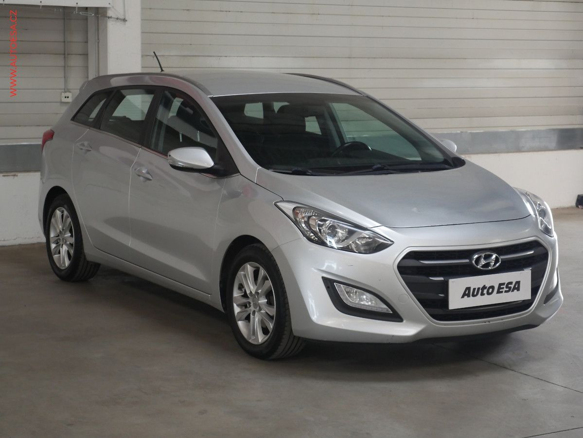 Hyundai i30 1.6CRDi, ČR, autoAC