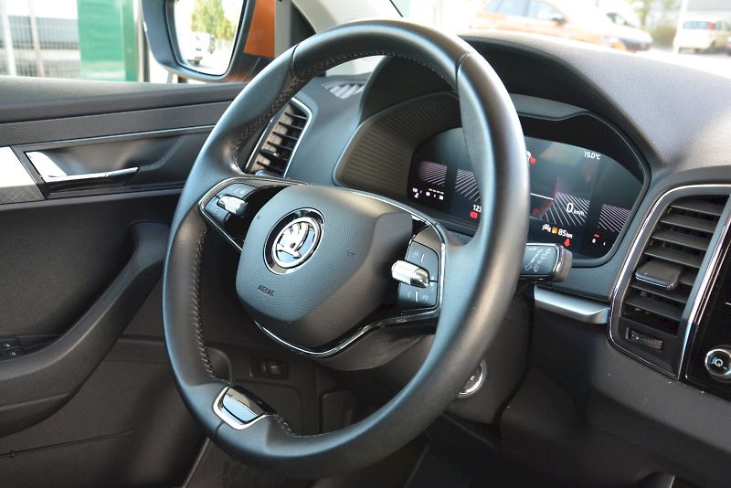 Škoda Karoq (2024) 1.5 TSI 110 kW Ambition PLUS - fotka 18 z 21