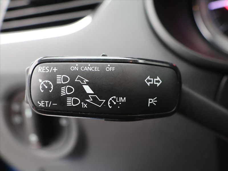 Škoda Octavia Scout 2,0 TDI 135kW DSG 4x4 - fotka 15 z 26