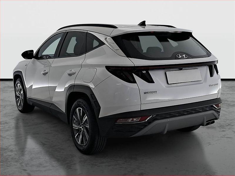 Hyundai Tucson (2023) 1.6 T-GDI 48V MHEV - fotka 4 z 19