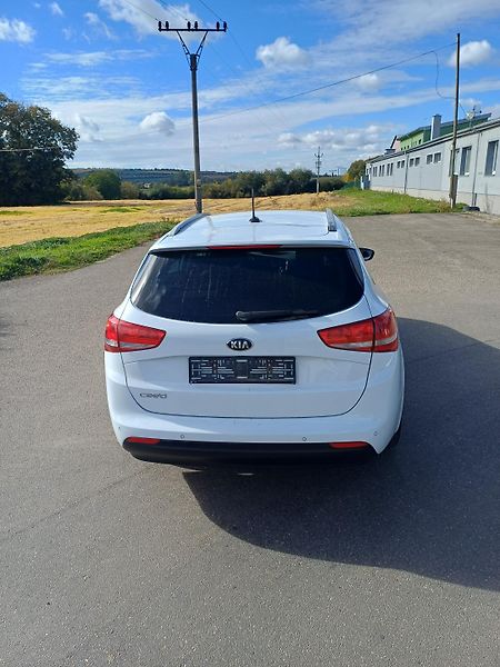 Kia Ceed (2015) - fotka 5 z 20