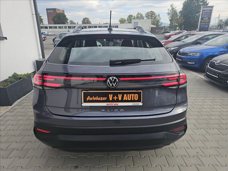 Volkswagen Taigo 1,0 TSi 70KW Life NAVI STK DPH - fotka 7 z 41