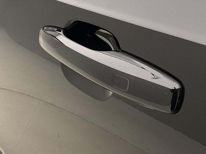 Volvo XC90 (2026) T8 AWD Plug-in BRIGHT PLUS 7m - fotka 19 z 71