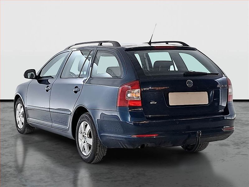 Škoda Octavia (2011) 1.6 TDI, po STK, Tažné - fotka 4 z 19