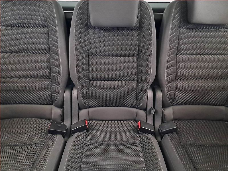 Volkswagen Touran (2015) Comfortline 1.6 TDI - fotka 10 z 17