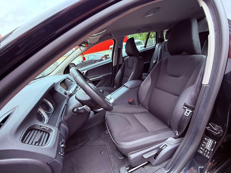 Volvo V60 D2 CrossCountry, ČR, 1.Maj - fotka 15 z 30