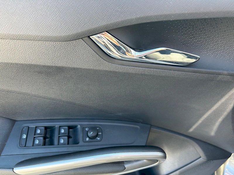 Škoda Fabia (2025) Top Selection 1.0 TSI 85 kW - fotka 12 z 30