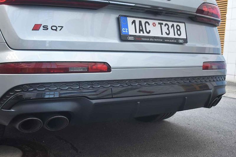 Audi SQ7 je velmi rychlé univerzální auto, ovšem s vyšší cenovkou