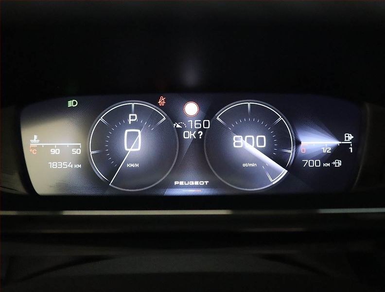 Peugeot 308 (2024) 1.2 PureTech - fotka 11 z 19