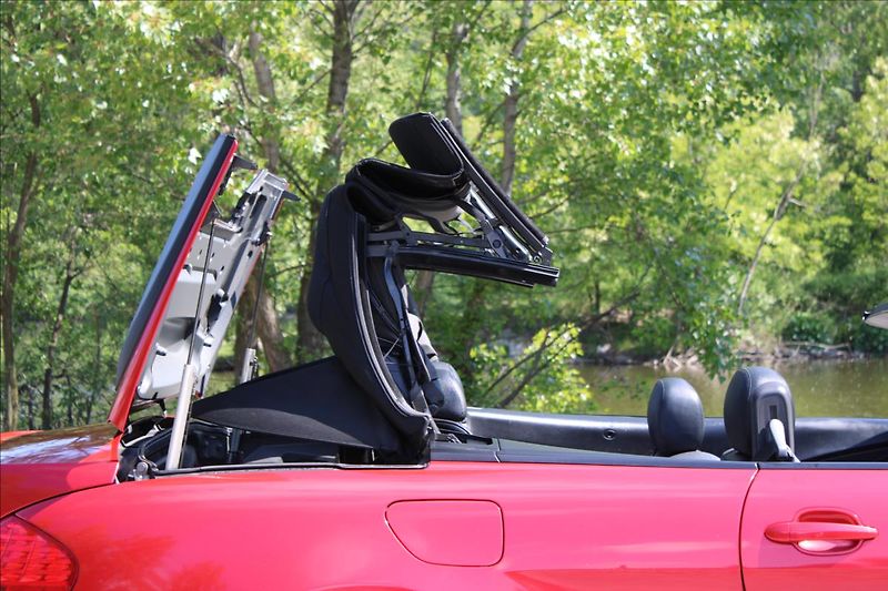 BMW Řada 6 645i LPG / CABRIO / M-PAKET - fotka 37 z 41