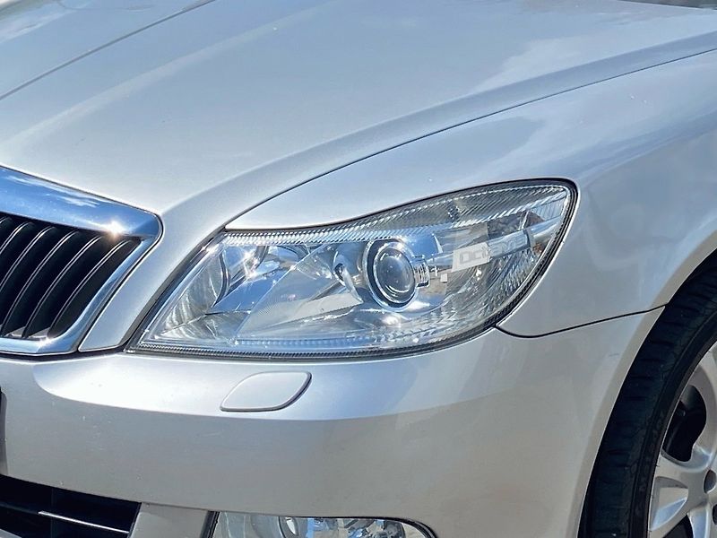 Škoda Octavia (2011) 1.4 TSI 90kw, Elegance, NOVÁ S - fotka 7 z 17