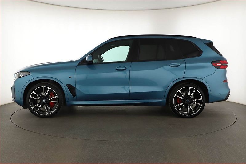 BMW X5 (2025) xDrive30d, M Paket, FullLed - fotka 3 z 21