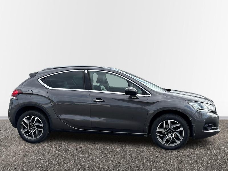 Citroën DS4 SO CHIC - fotka 16 z 28
