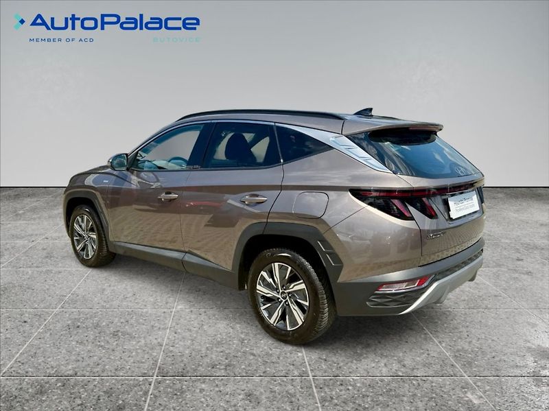 Hyundai Tucson 1,6 T-GDI SMART AT - fotka 6 z 10