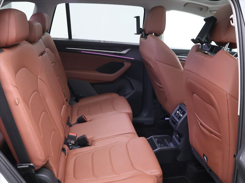 Škoda Kodiaq 2,0 TDI 142 kW Excl. 4x4 DSG D - fotka 13 z 40