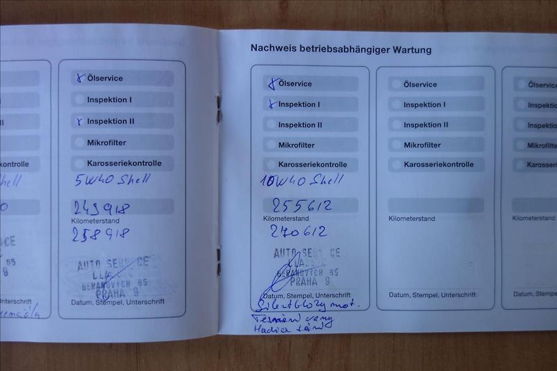BMW Řada 3 318 Ci, SERVISNÍ KNIHA. - fotka 35 z 35