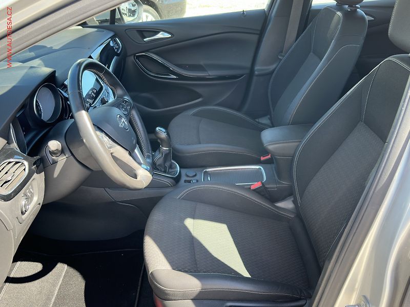 Opel Astra (2018) 1.4 T, ČR, AC, výhřev sed. - fotka 9 z 20