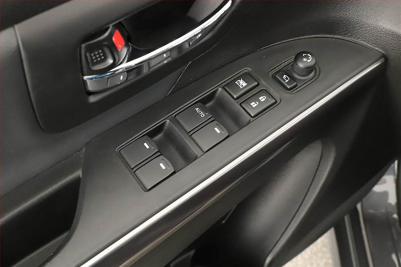 Suzuki SX4 S-Cross (2022) Elegance 1.4 BoosterJet, 4X4 - fotka 16 z 16