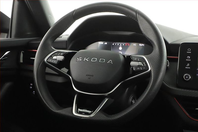 Škoda Kamiq (2025) 1.0 TSI, Monte Carlo - fotka 8 z 19