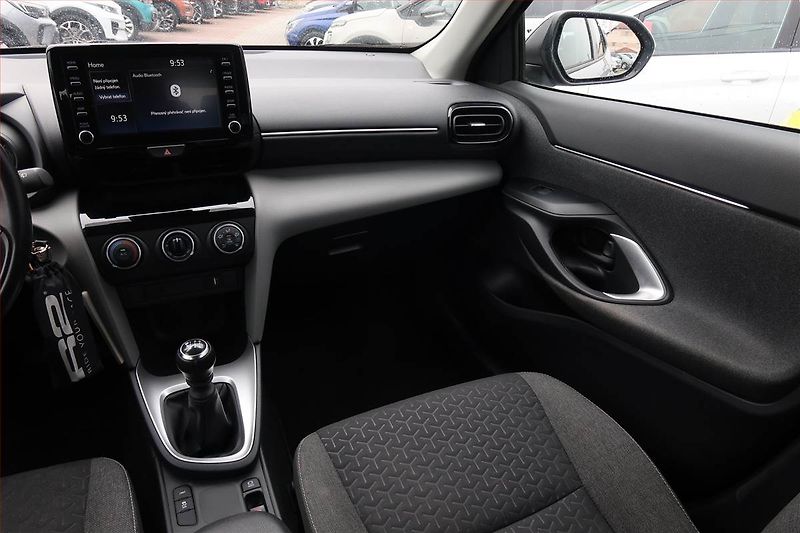 Toyota Yaris Cross (2022) Comfort 1.5 VVT-i - fotka 8 z 17