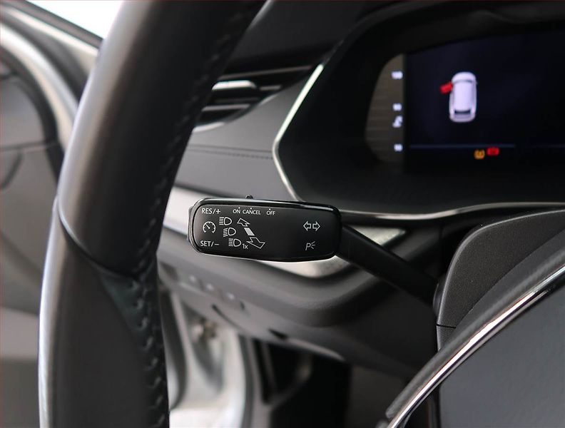 Škoda Octavia (2023) Ambition 2.0 TDI, ČR,1.maj - fotka 21 z 24
