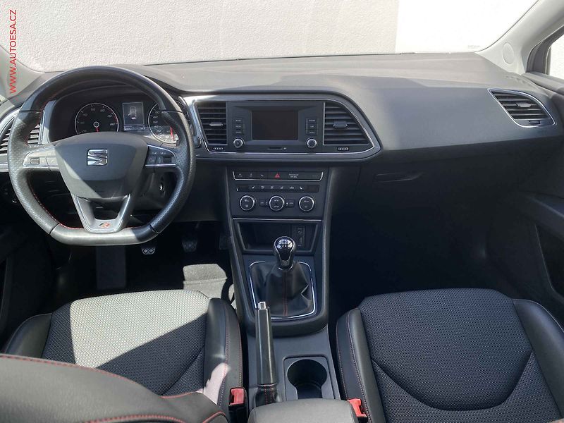 Seat Leon (2016) 1.4 TSi, FR, LED, +ALU - fotka 8 z 19