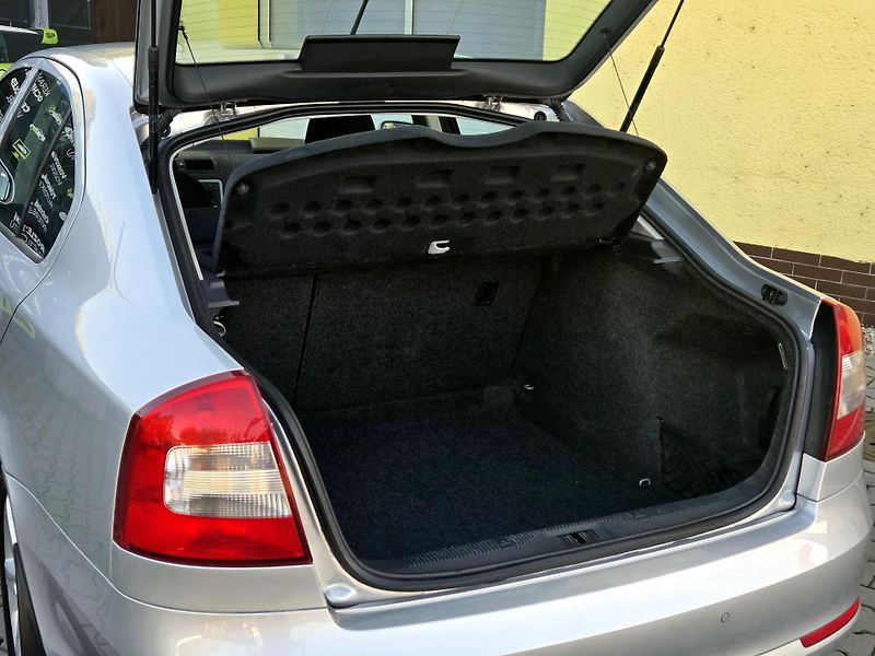 Škoda Octavia 1,2TSi Amb. *SERV.KNÍŽKA*      - fotka 11 z 39