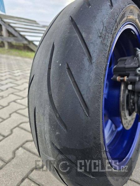 Yamaha MT-10 (2017) - fotka 17 z 20