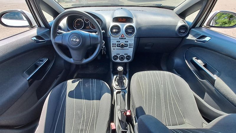 Opel Corsa 1.3 CDTI ENJOY REZERVACE - fotka 14 z 25