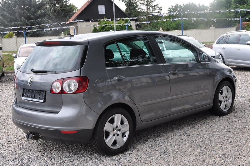 Volkswagen Golf Plus 1.6FSi 85kW SPORT - fotka 3 z 15