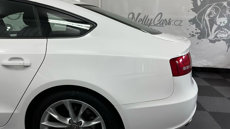 Audi A5 QUATTRO / 2 SADY GUM  - fotka 8 z 47