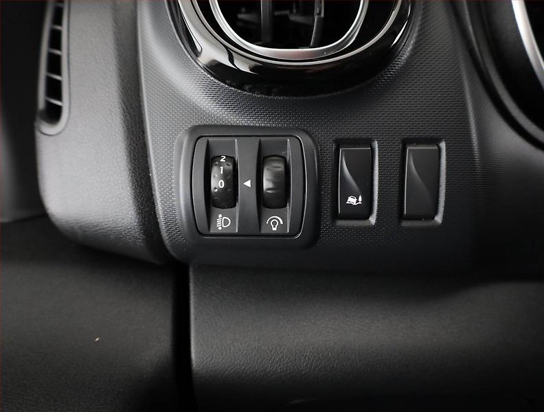 Renault Trafic (2020) 2.0 dCi, Bus, 9Míst, ČR, DPH - fotka 12 z 13