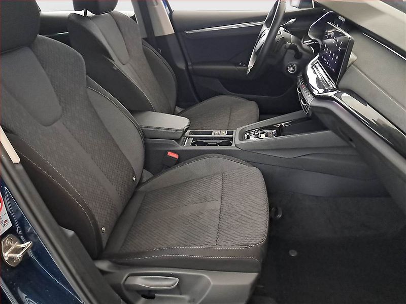 Škoda Octavia (2023) 2.0 TDI - fotka 9 z 20
